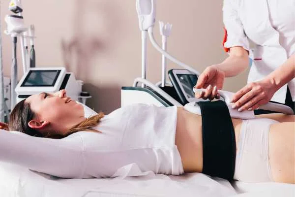 woman having body sculpting to help improve her body image and her mental health Bedford Park